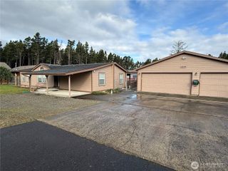1207 215th Lane, Ocean Park, WA 98640