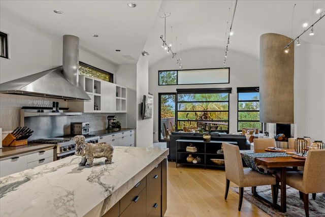 501 Westlake DR, West Lake Hills, TX 78746