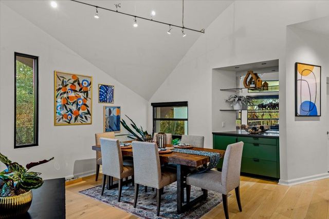 501 Westlake DR, West Lake Hills, TX 78746