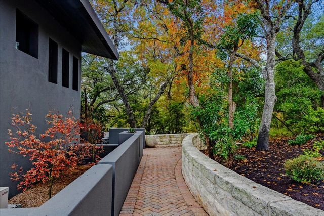 501 Westlake DR, West Lake Hills, TX 78746