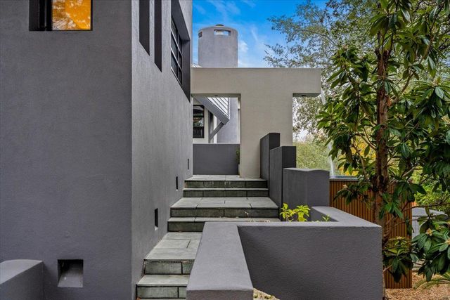 501 Westlake DR, West Lake Hills, TX 78746