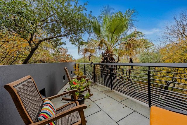 501 Westlake DR, West Lake Hills, TX 78746