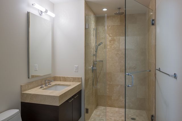 1 Franklin St 1709, Boston, MA 02110