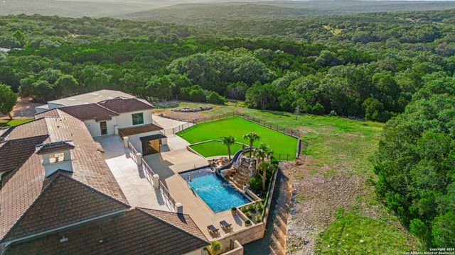8129 Garden Oaks Dr, Garden Ridge, TX 78266