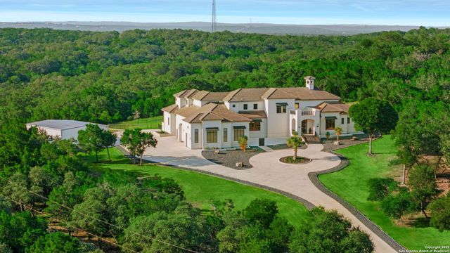 8129 Garden Oaks Dr, Garden Ridge, TX 78266
