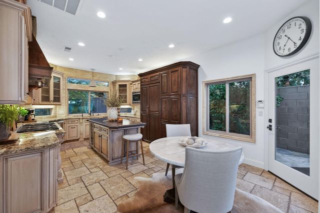 601 Decatur Avenue, Clovis, CA 93611