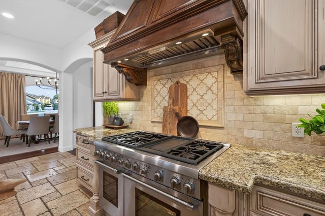 601 Decatur Avenue, Clovis, CA 93611