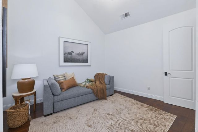 601 Decatur Avenue, Clovis, CA 93611