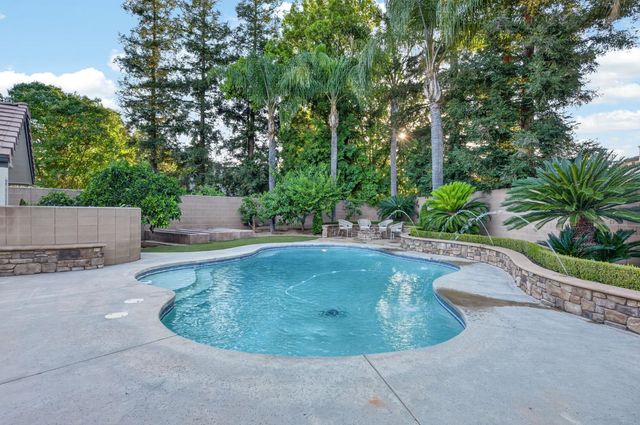 601 Decatur Avenue, Clovis, CA 93611