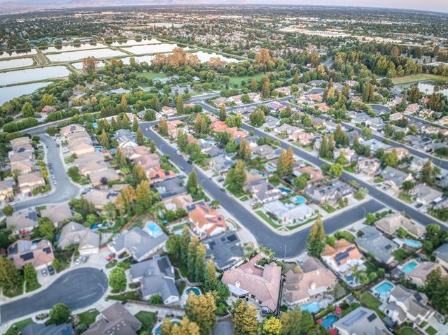 601 Decatur Avenue, Clovis, CA 93611