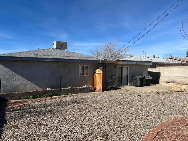 732 Turner Drive NE, Albuquerque, NM 87123