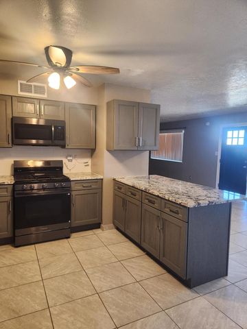 732 Turner Drive NE, Albuquerque, NM 87123