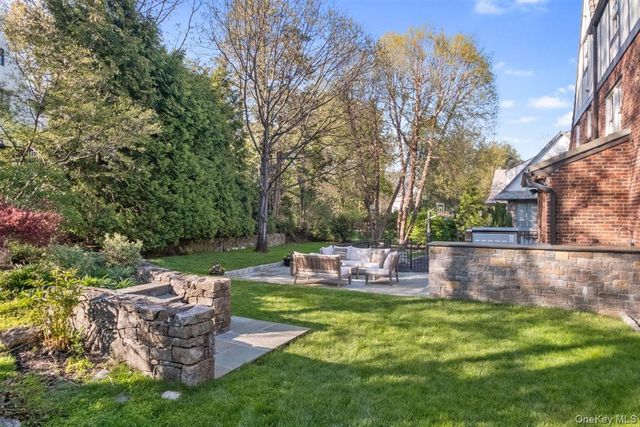 64 Trenor Drive, New Rochelle, NY 10804