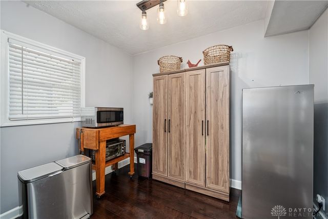 1617 N Central Drive, Beavercreek, OH 45432