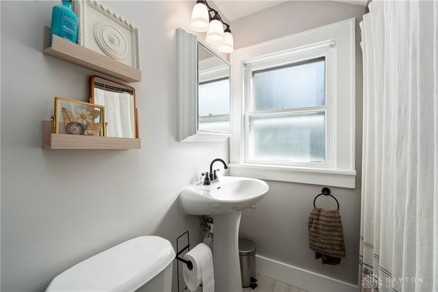 1617 N Central Drive, Beavercreek, OH 45432