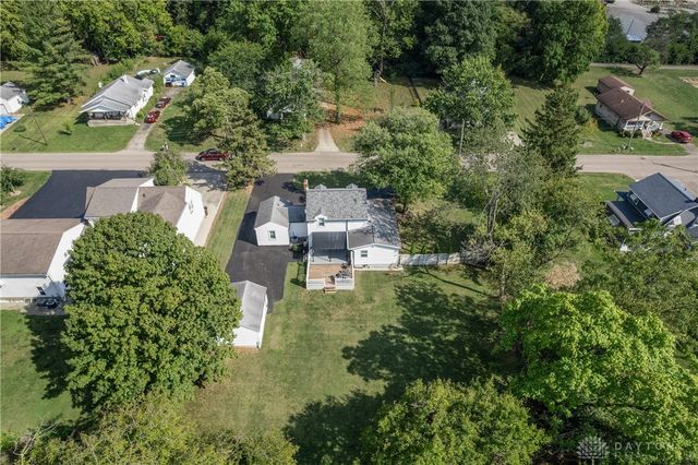 1617 N Central Drive, Beavercreek, OH 45432