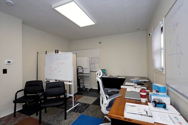 597 Dartmouth St AB, Dartmouth, MA 02748