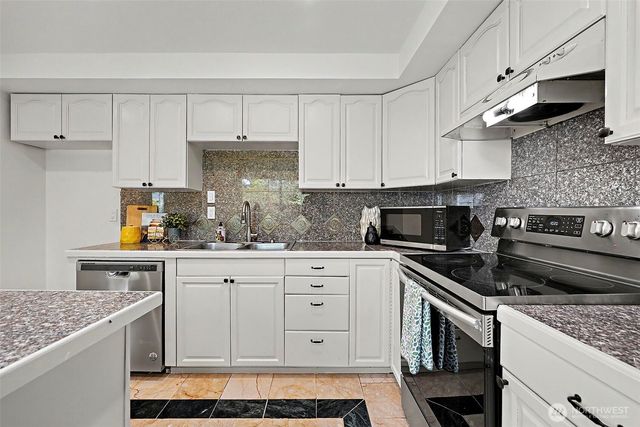 25503 151st Place SE, Covington, WA 98042