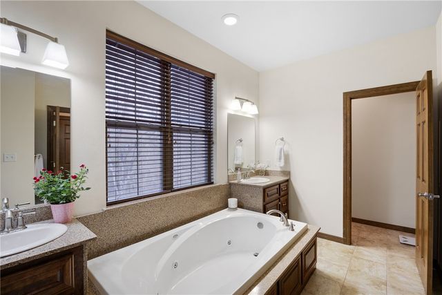 279 Eagle Cove Road, Lamar, AR 72846