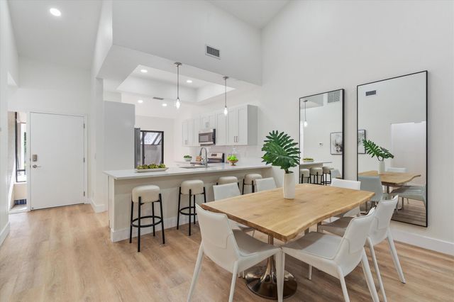 10967 Lake Front Place, Boca Raton, FL 33498