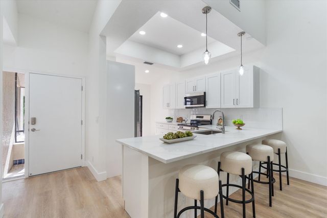 10967 Lake Front Place, Boca Raton, FL 33498