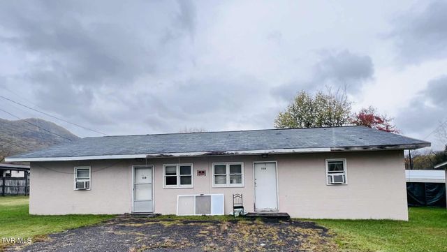 2809 East 2nd Avenue, Big Stone Gap, VA 24219