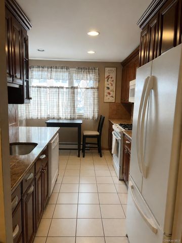 28 Overlook Road, West Haverstraw, NY 10993