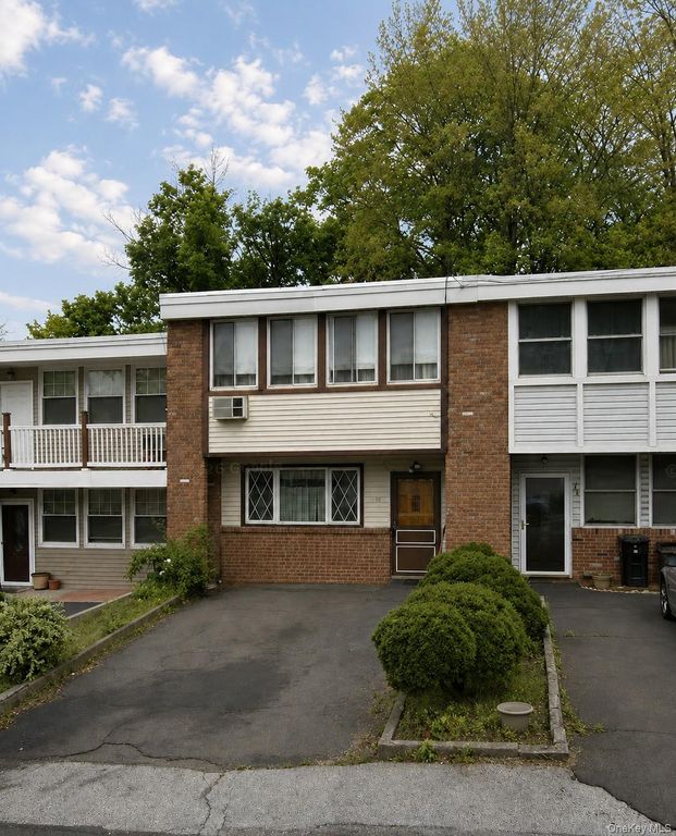 28 Overlook Road, West Haverstraw, NY 10993