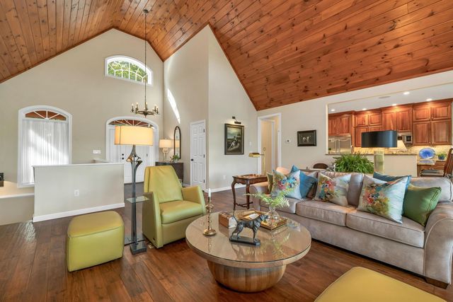 19 Abenaki Lane, Moultonborough, NH 03254