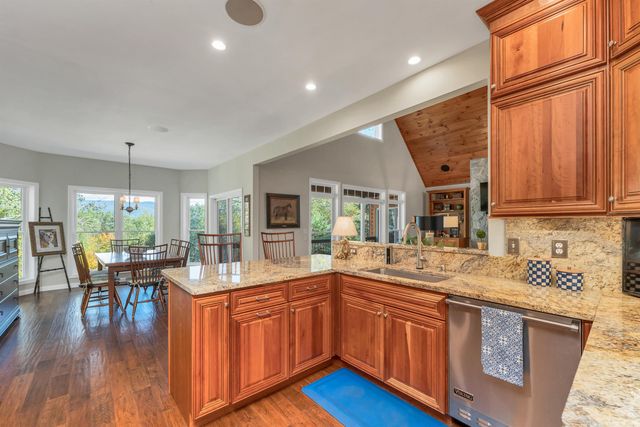 19 Abenaki Lane, Moultonborough, NH 03254