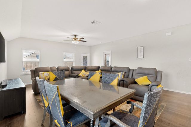1114 Emerald Gate Drive, Princeton, TX 75407