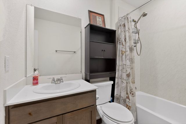 1114 Emerald Gate Drive, Princeton, TX 75407
