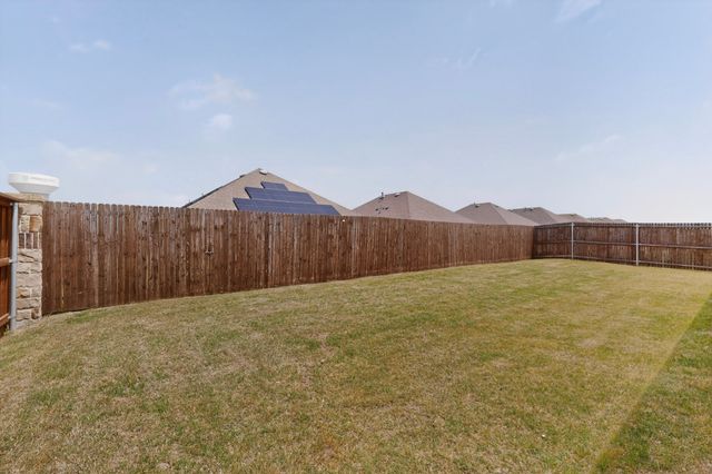 1114 Emerald Gate Drive, Princeton, TX 75407