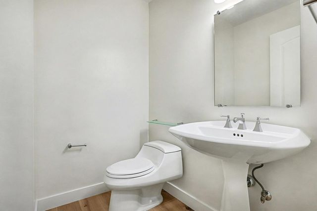 29 Starview Drive, Oakland, CA 94618