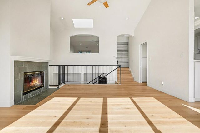 29 Starview Drive, Oakland, CA 94618