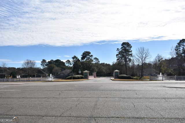 200 McIntosh Drive, St. Marys, GA 31558