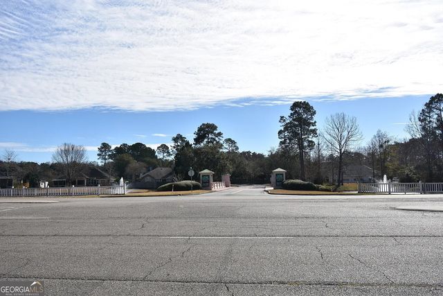 200 McIntosh Drive, St. Marys, GA 31558