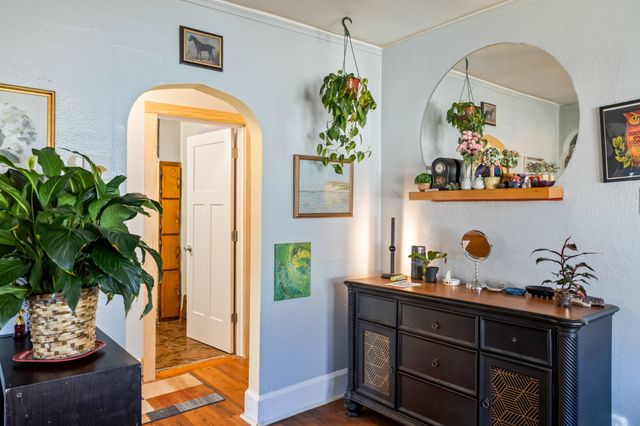 2814 Des Moines Street, Des Moines, IA 50317