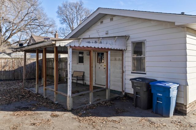 2814 Des Moines Street, Des Moines, IA 50317