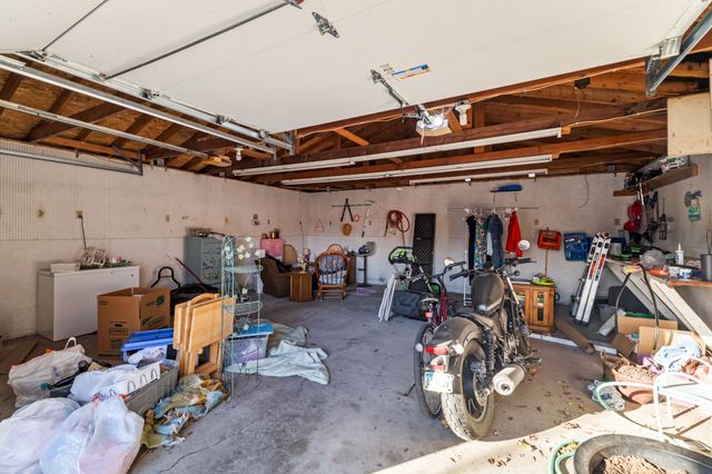 2814 Des Moines Street, Des Moines, IA 50317