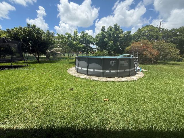 1926 SE 23rd Ct 1926, Homestead, FL 33035