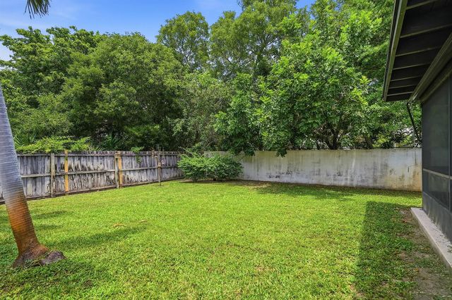 7085 Hyatt Avenue, Lantana, FL 33462