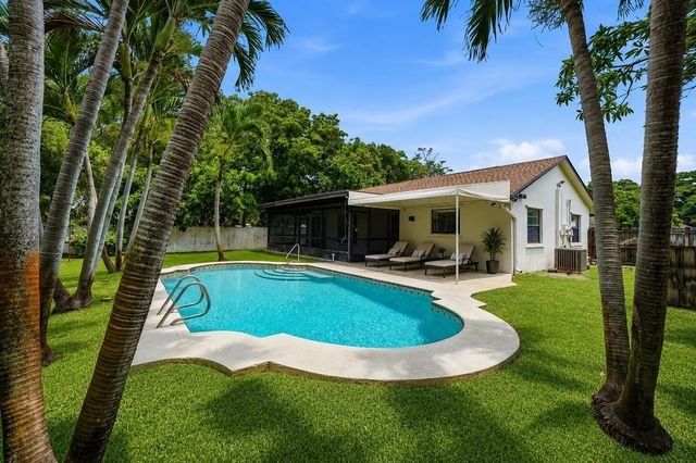 7085 Hyatt Avenue, Lantana, FL 33462