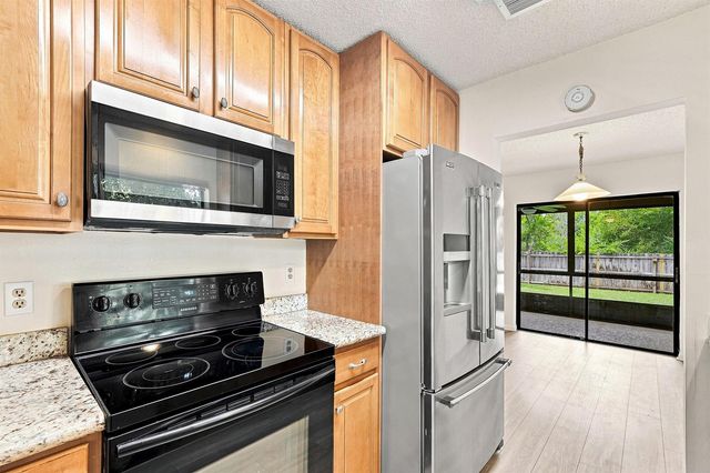 7085 Hyatt Avenue, Lantana, FL 33462