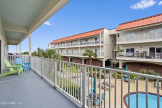 1453 E Beach Boulevard, 203, Pass Christian, MS 39571