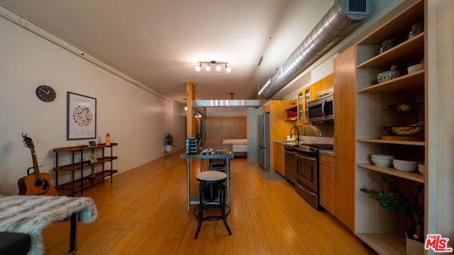 1111 S Grand Avenue 605, Los Angeles, CA 90015