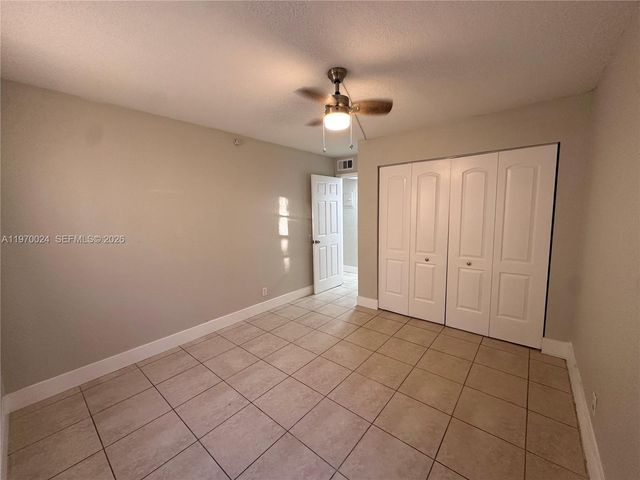 95 NE 41st St L165, Oakland Park, FL 33334