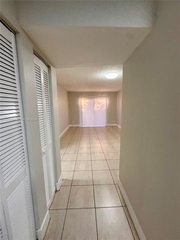 95 NE 41st St L165, Oakland Park, FL 33334