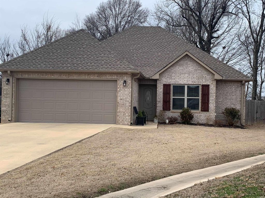 110 Marie Drive, Bono, AR 72416