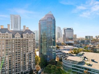 3338 Peachtree NE Road 903, Atlanta, GA 30326